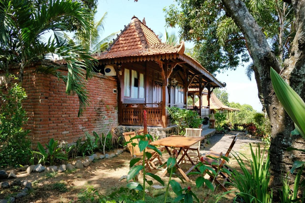 Villa Bantes Mps Kubutambahan  Exterior photo