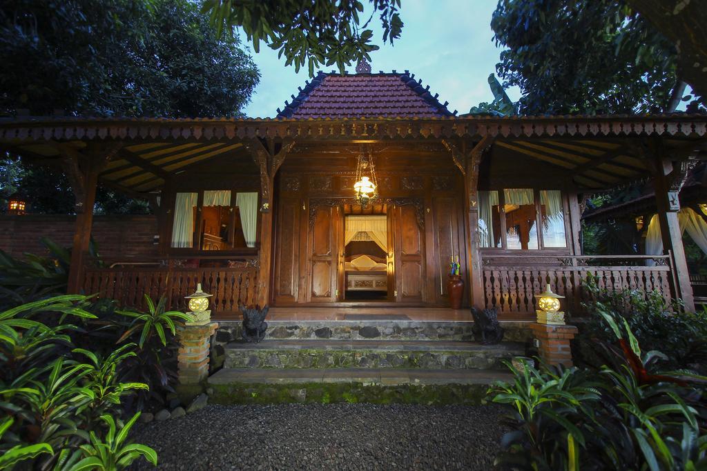 Villa Bantes Mps Kubutambahan  Exterior photo