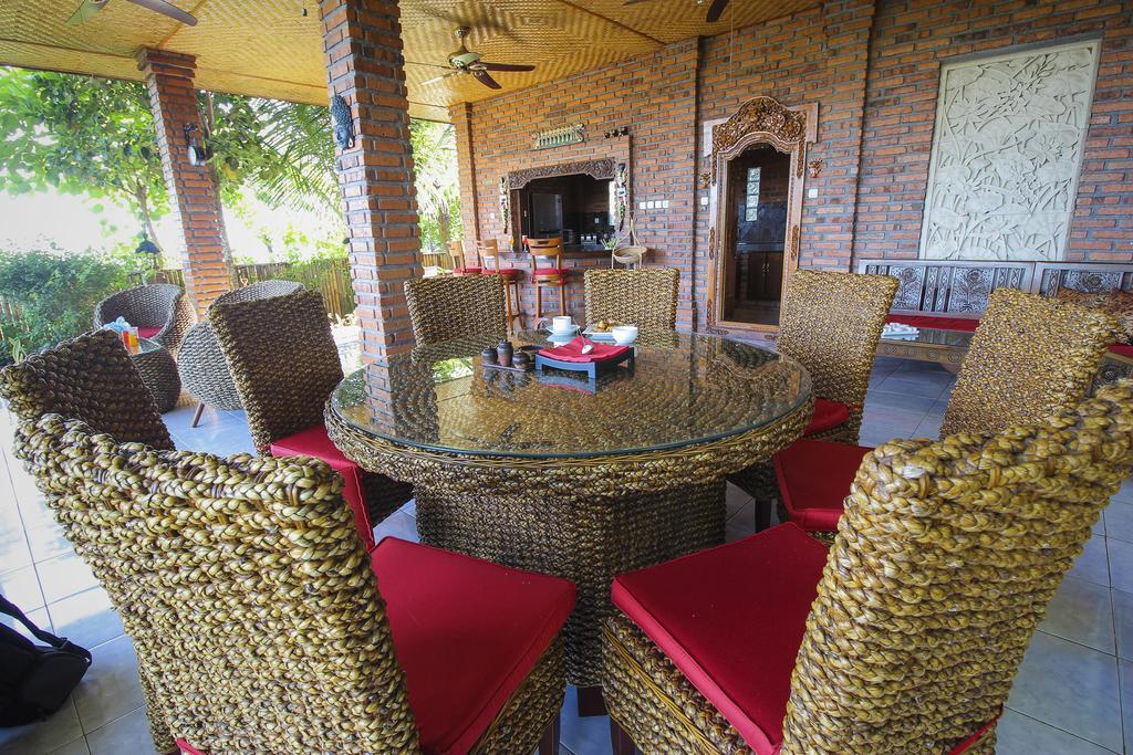 Villa Bantes Mps Kubutambahan  Exterior photo