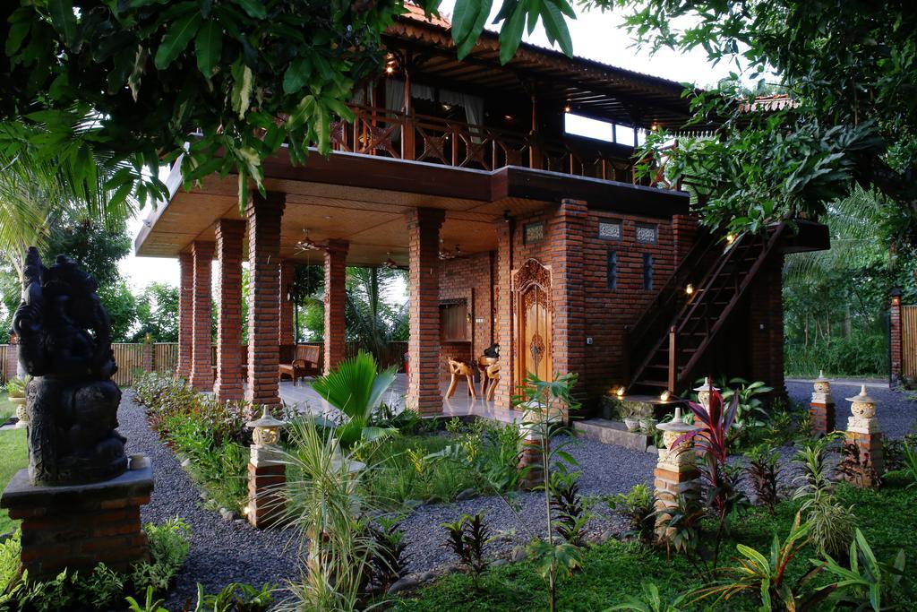 Villa Bantes Mps Kubutambahan  Exterior photo